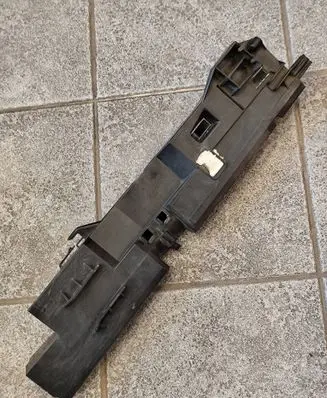 BMW X5 E70 Side radiator support slam panel 7799761