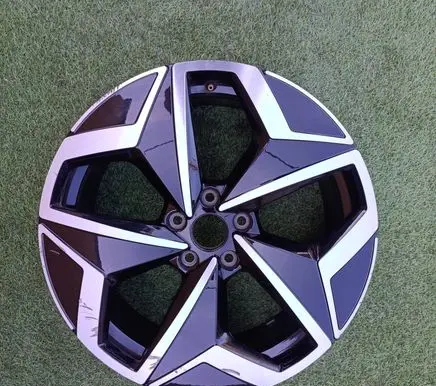 Volkswagen ID.3 R19 alloy rim 1085917 10A801025