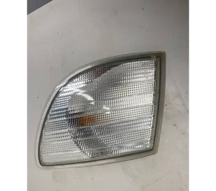 Mercedes-Benz Vito Viano W638 Front indicator light 185510B