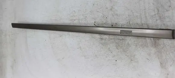 Nissan X-Trail T30 Dashboard glove box trim 684108H600