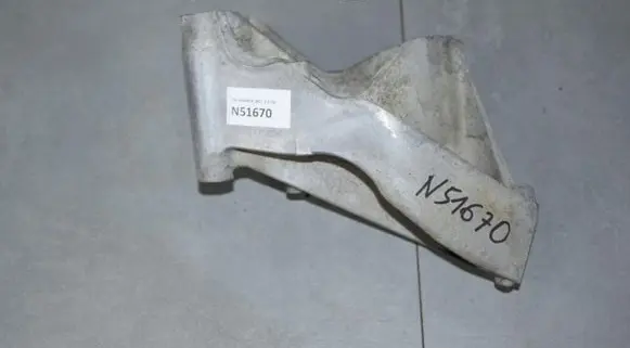 Volkswagen Amarok Engine mounting bracket 03L199307