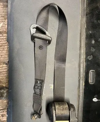Opel Frontera B Rear seatbelt 12R044798 97142328 047050