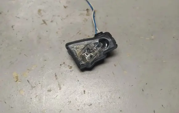 Peugeot 2008 II Turbo solenoid valve 212930839