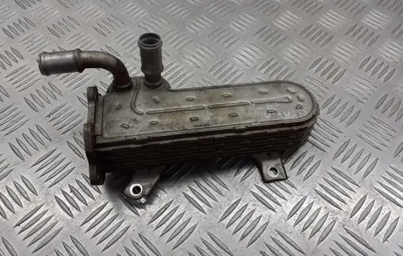 Skoda Octavia Mk1 (1U) EGR valve cooler bracket 038131513AD