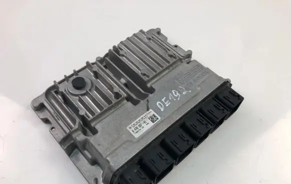 BMW 5 G30 G31 Engine control unit/module 8478397