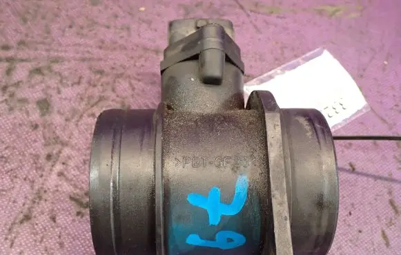 Alfa Romeo 147 Mass air flow meter 0281002308