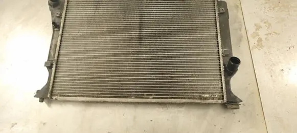 Toyota Avensis T250 Coolant radiator