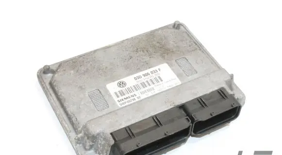 Volkswagen Polo Engine control unit/module 03D906033F