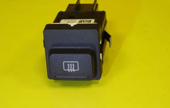 Skoda Fabia Mk2 (5J) Windscreen/window heater switch 5J0959621A
