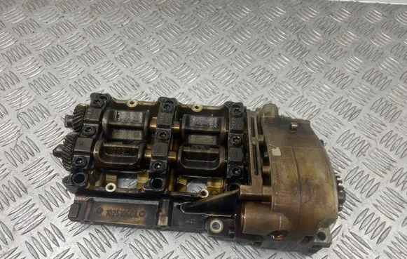 BMW 3 E90 E91 Oil pump 7544555