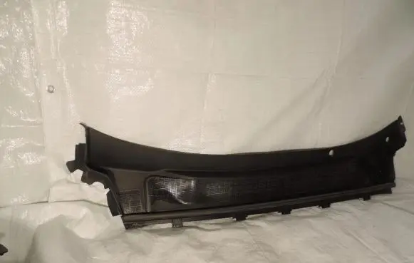 Ford Puma Wiper trim L1TB-S02222-AF