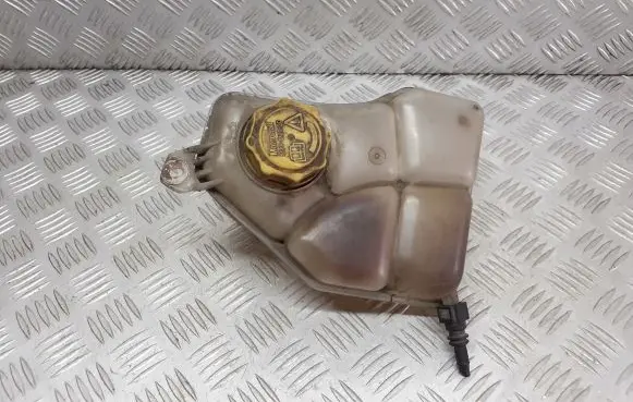 Ford Fusion Coolant expansion tank/reservoir 3S61-8K218-AB