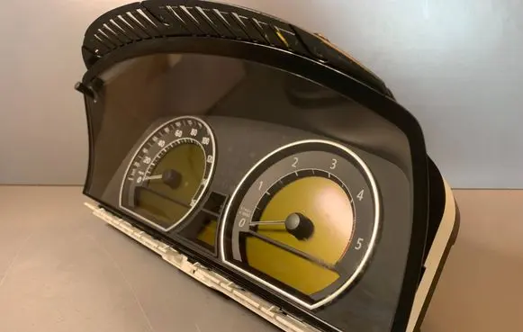 BMW 7 E65 E66 Speedometer (instrument cluster) 6942482 62116942482 110080103