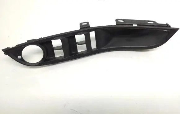 Ford Focus Front door window switch trim BM51A240A41ddw