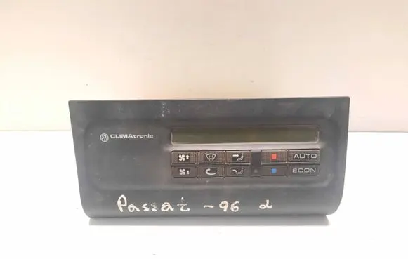 Volkswagen PASSAT B4 Climate control unit 3BG72496110
