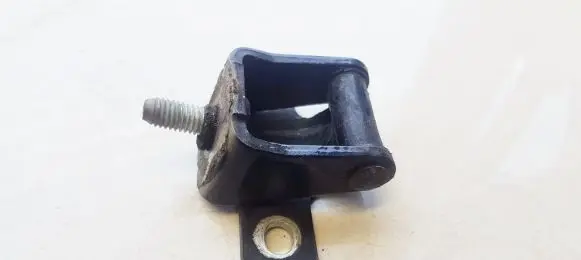 Mitsubishi Outlander Tailgate/trunk/boot hinge