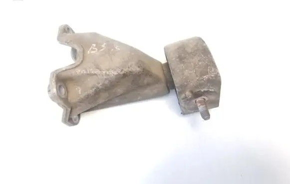 Volkswagen PASSAT B5 Engine mounting bracket 8D0399113AB