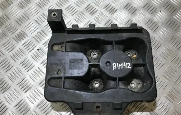 Volkswagen Golf IV Battery box tray 1j0804373e