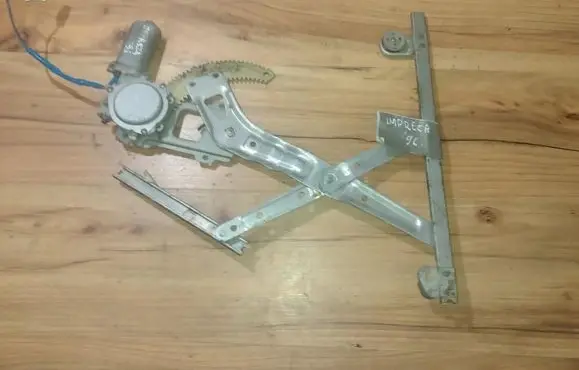 Subaru Impreza I Sliding door window regulator with motor
