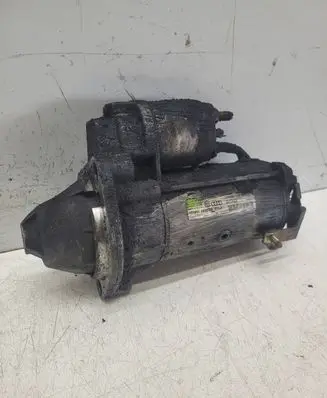 Audi A4 S4 B6 8E 8H Starter motor D7R33