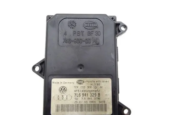 Skoda Superb B6 (3T) LED ballast control module 7L6941329B