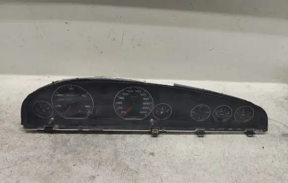 Audi A6 S6 C4 4A Speedometer (instrument cluster) 4A1919033HC