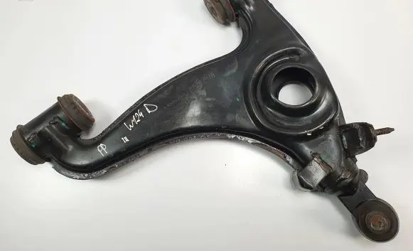 Mercedes-Benz E W124 Front control arm 1243303507