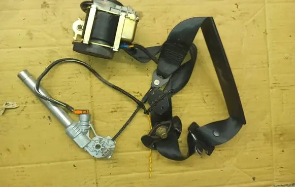 Citroen C5 Front seatbelt