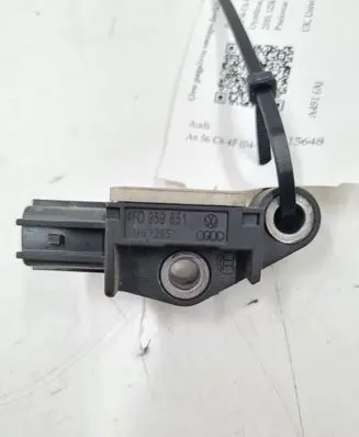 Audi A6 S6 C6 4F Airbag deployment crash/impact sensor 4F0959651