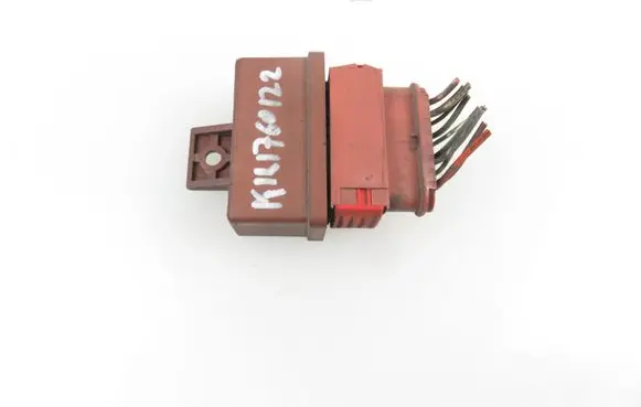 Peugeot 607 Fuel pump relay 