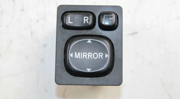Toyota RAV 4 (XA30) Wing mirror switch 769747 183575