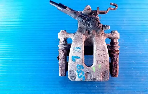 Skoda Octavia Mk3 (5E) Rear brake caliper 5Q0615423A