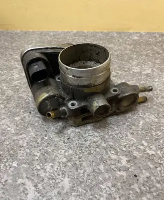 Volkswagen PASSAT B5.5 Throttle valve 06B133062L 408238323006