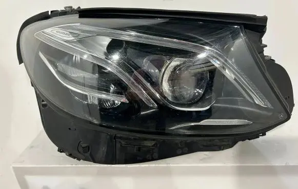 Mercedes-Benz E W213 Headlight/headlamp A2139067606