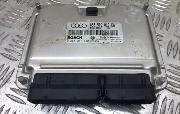 Audi A4 S4 B7 8E 8H Engine control unit/module 038906019KA 5299