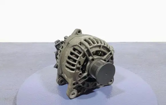 Renault Laguna II Generator/alternator 8200229907