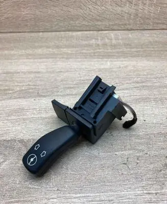 BMW X5 E53 Indicator stalk 8373901