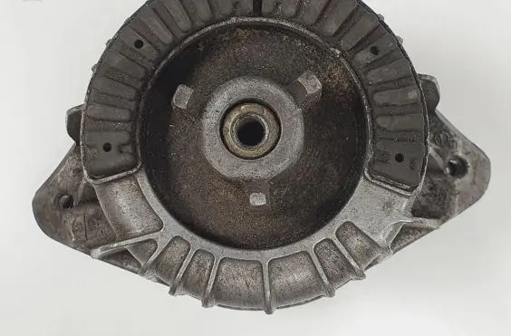 Mercedes-Benz C W204 Engine mount vacuum valve A2042400217