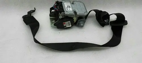 Mercedes-Benz CLS C219 Front seatbelt A2118604386