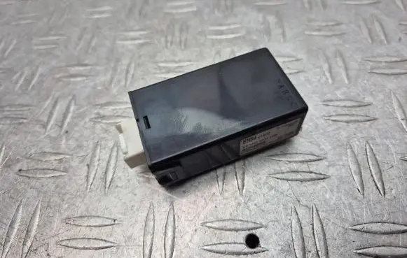 Mazda CX-7 Door control unit/module EH64675DZ X1T43876M