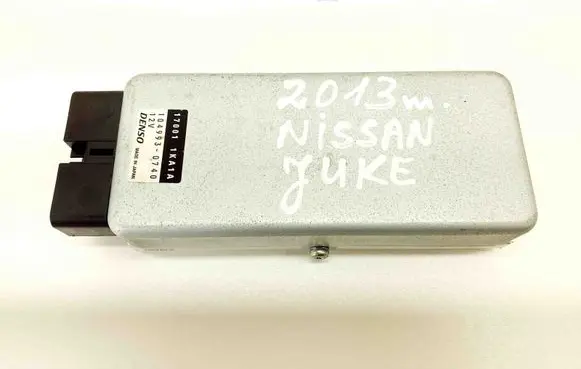 Nissan Juke I F15 Fuel injection pump control unit/module 1049930740 170011KA1A