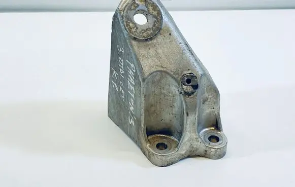 Volkswagen Phaeton Engine mounting bracket 3D0199307AB