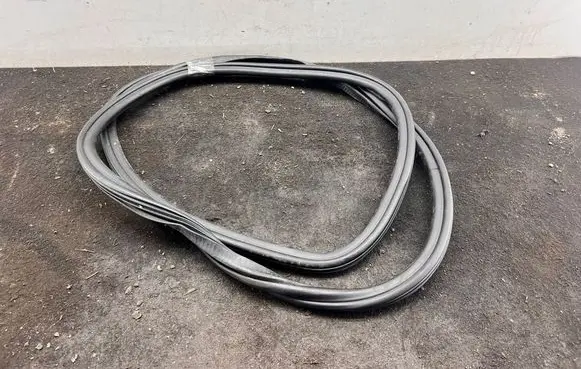 Audi A4 S4 B8 8K Rubber seal rear door 8K9833721F 8K9833721
