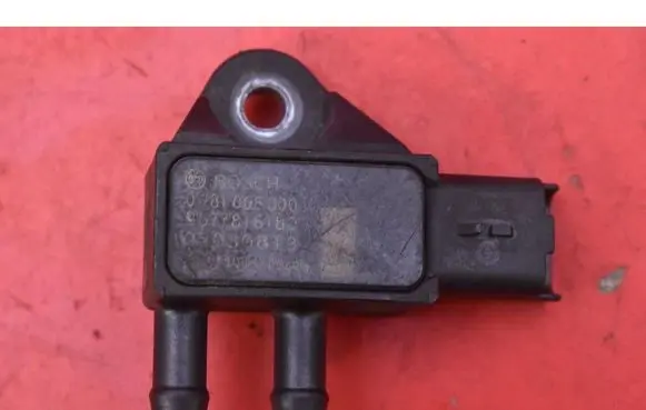 Jaguar XJ X308 Sensor 9677816180