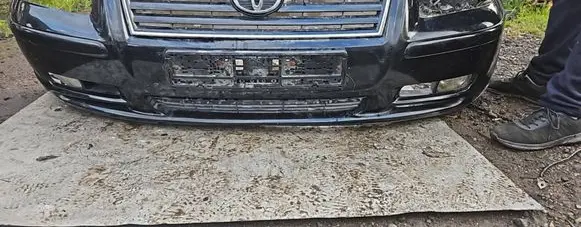 Toyota Avensis T250 Front bumper 5211905160