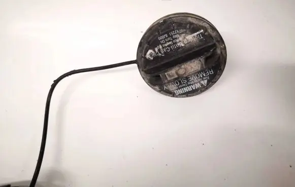 Nissan Quest Fuel tank filler cap 