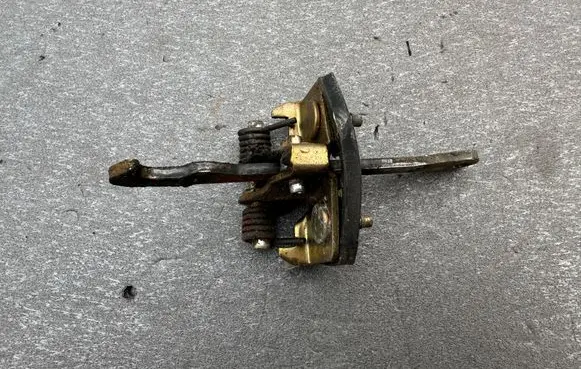 Jeep Cherokee XJ Rear door check strap stopper 55075259AB