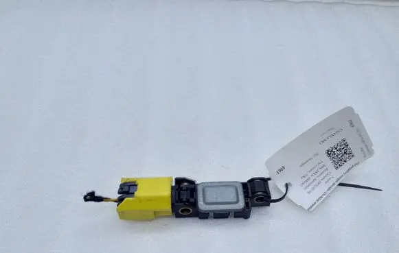 Porsche Cayenne (9PA) Airbag deployment crash/impact sensor 4B0959643C