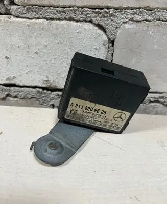 Mercedes-Benz E W211 Alarm control unit/module A2118209626