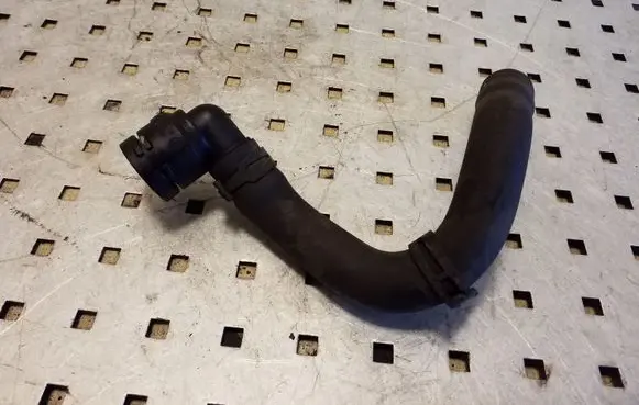 Volkswagen PASSAT B7 Engine coolant pipe/hose 1K0122291J